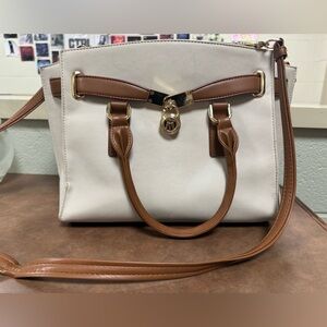 Leather beige bag